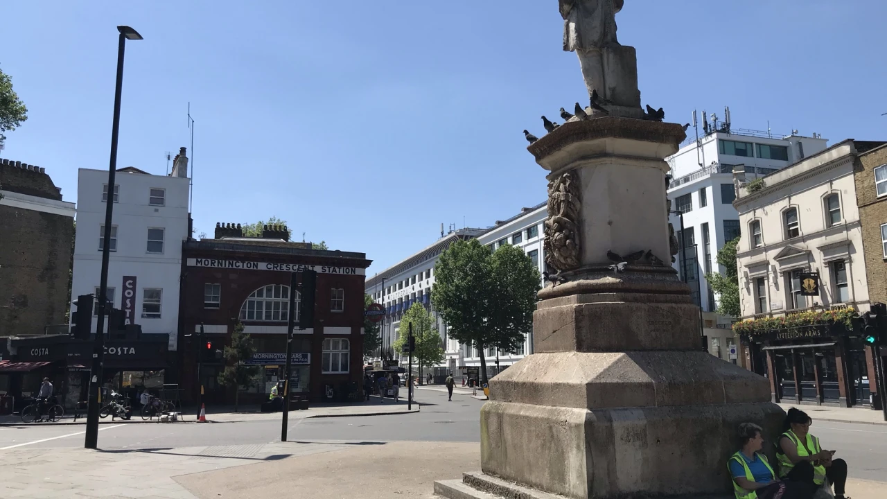 Mornington Crescent, Somers Town